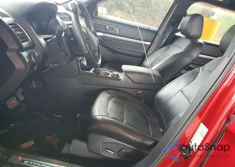 2016 Ford Explorer Sport из США, поврежденный, VIN 1FM5K8GT1GGB00166